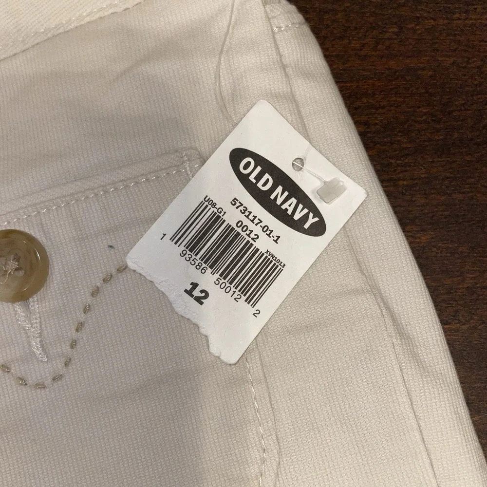 Old Navy Girls Stretch Front/Back Pockets Shorts Size 12 - NWT